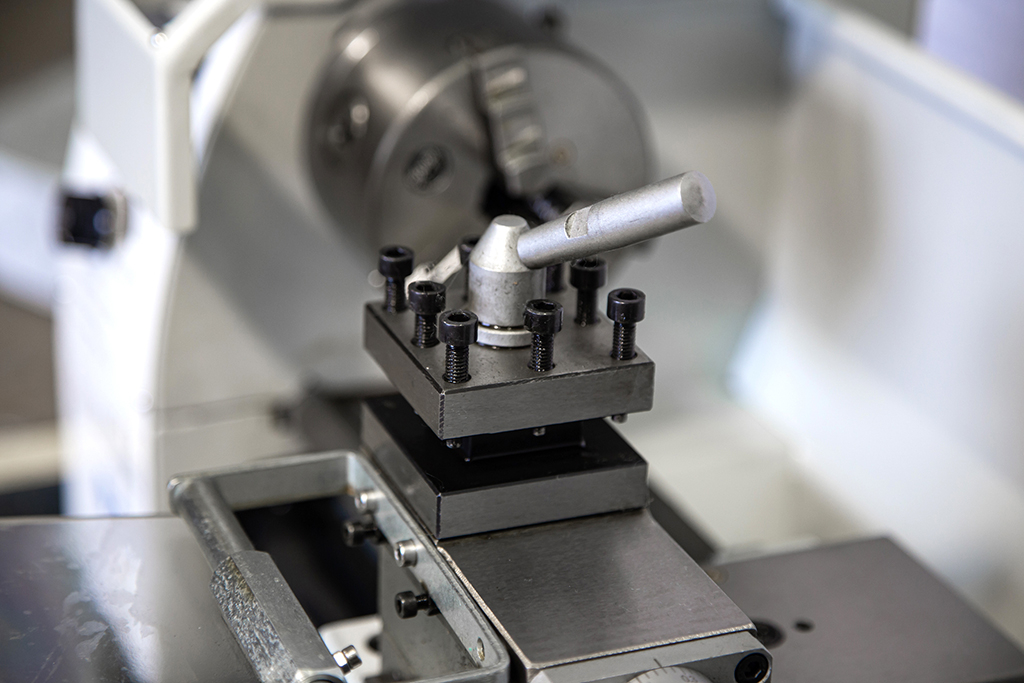 Станок токарный MetalMaster MML 2140V