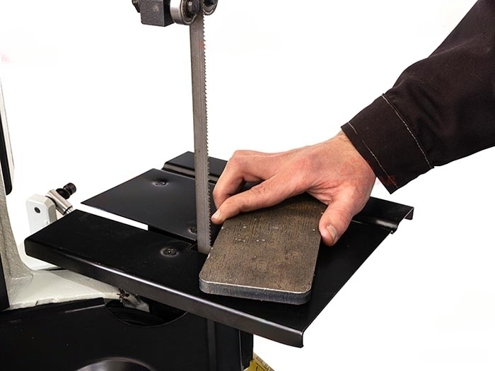 Ленточнопильный станок BS-128 HDR с гидроразгрузкой