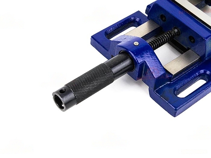 Станочные тиски SARA 100