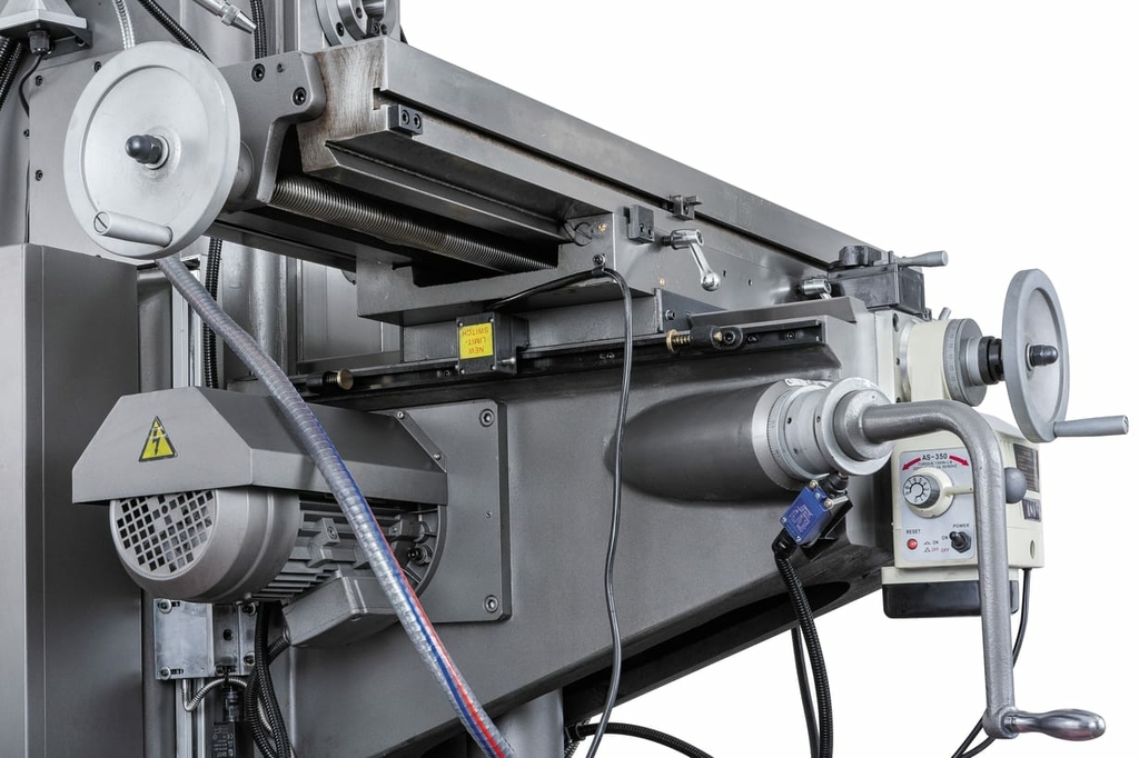 Широкоуниверсальный фрезерный станок JET JMD-1144GHV SPF DRO (50000930T)