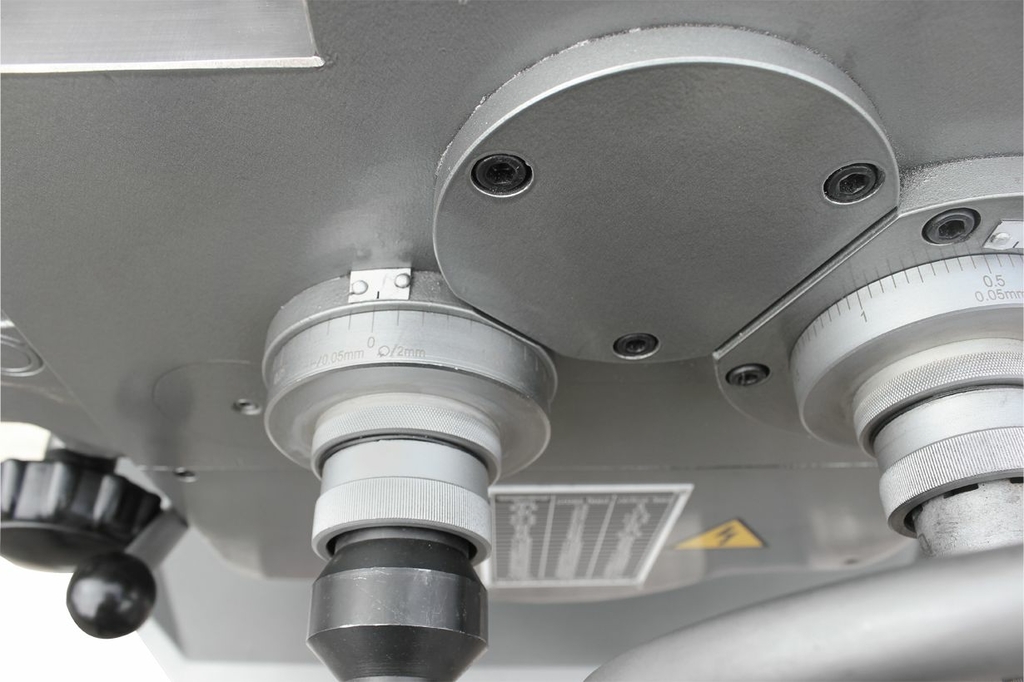 Универсальный фрезерный станок JET JMD-1667 DRO (50000943T)