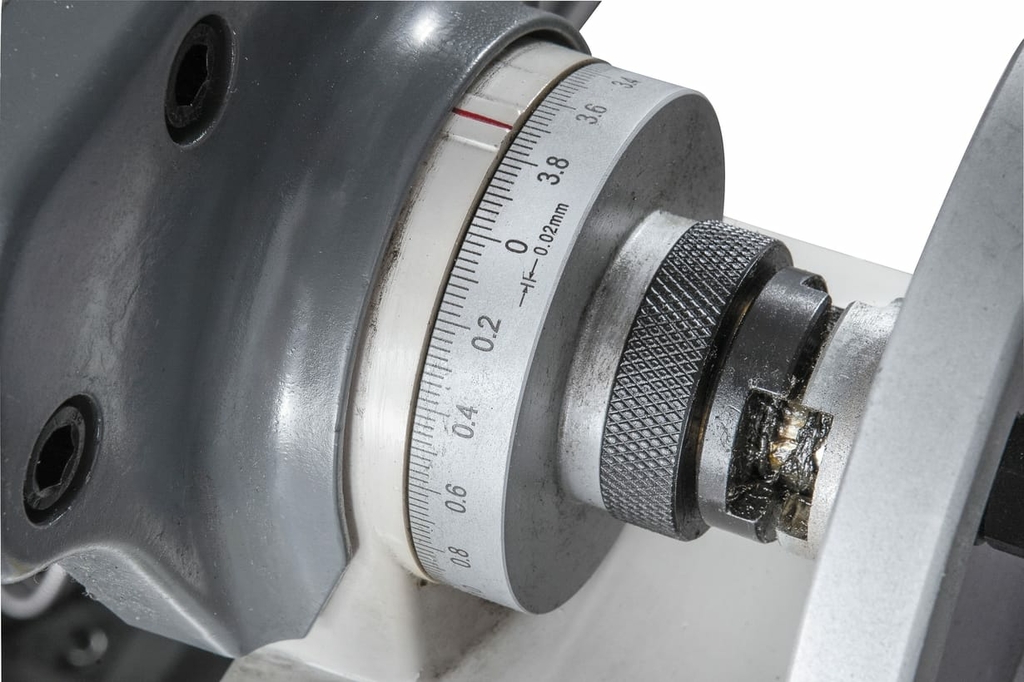 Широкоуниверсальный фрезерный станок JET JMD-939GHV DRO (50000849T)