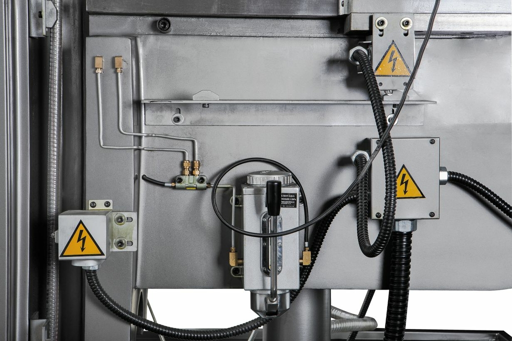 Широкоуниверсальный фрезерный станок JUM-1464VHXL DRO (50000854T)