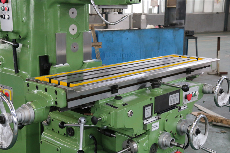 Вертикально-фрезерный станок Weida X5032 с УЦИ