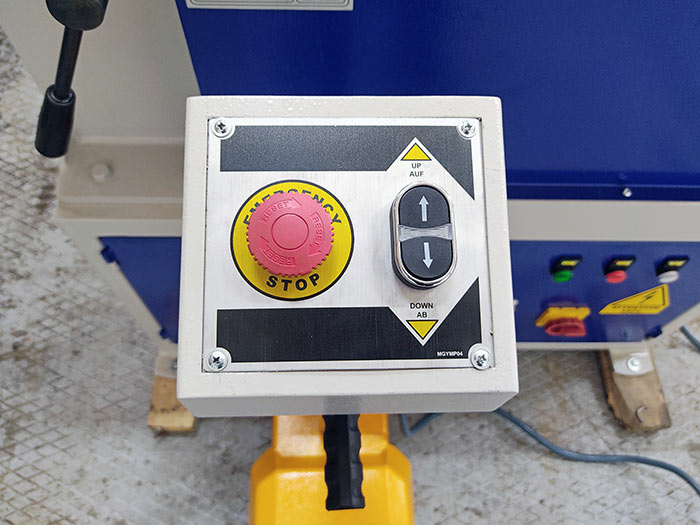 Мощная зиг-машина BMH 250