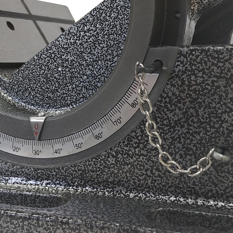 Тиски наклонные BELMASH AV100 (RA100A)