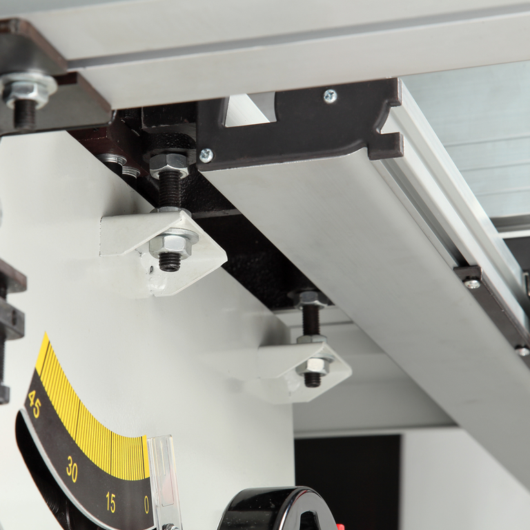 Станок круглопильный с подвижным столом BELMASH TS-250ST1300/400 (S195A)