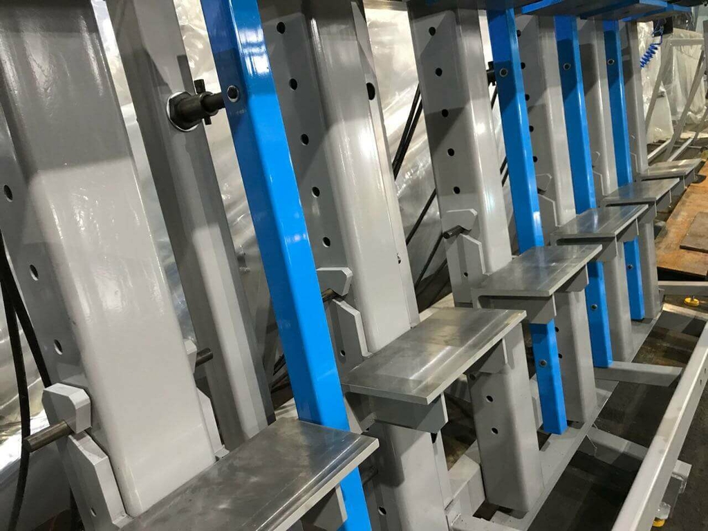 Пресс гидравлический SL — UN(PT) с пневматическими фронтальными прижимами