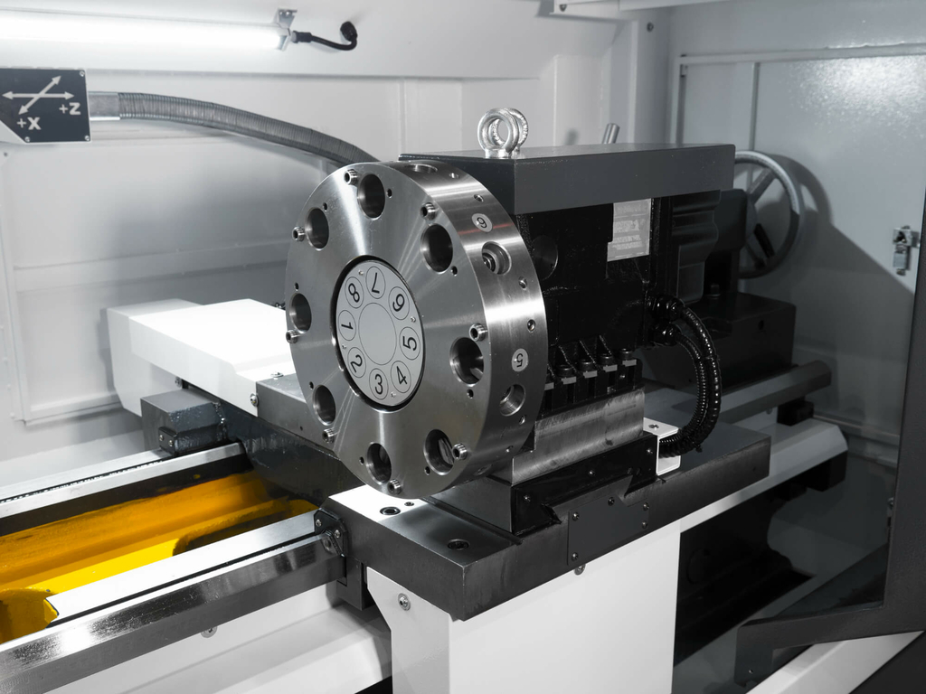 Токарный станок с ЧПУ ТС1625Ф3/1500