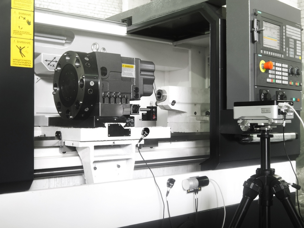 Токарный станок с ЧПУ ТС1625Ф3/1000