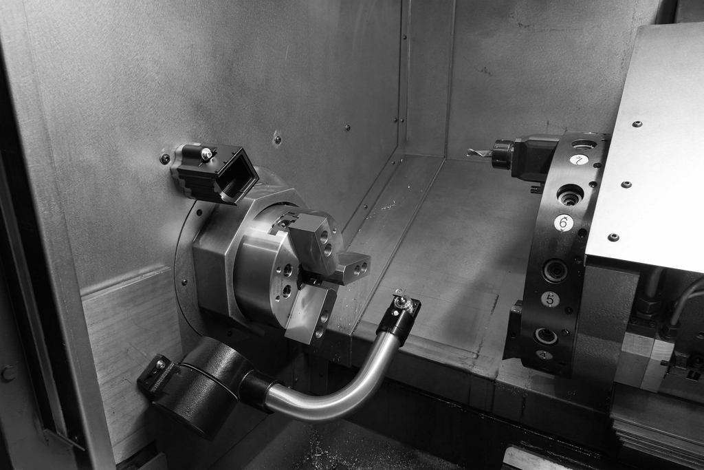 Токарный обрабатывающий центр TC1720Ф4