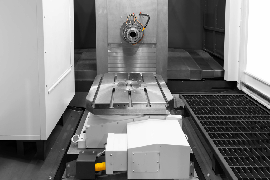 Горизонтальный обрабатывающий центр TVEST 1000