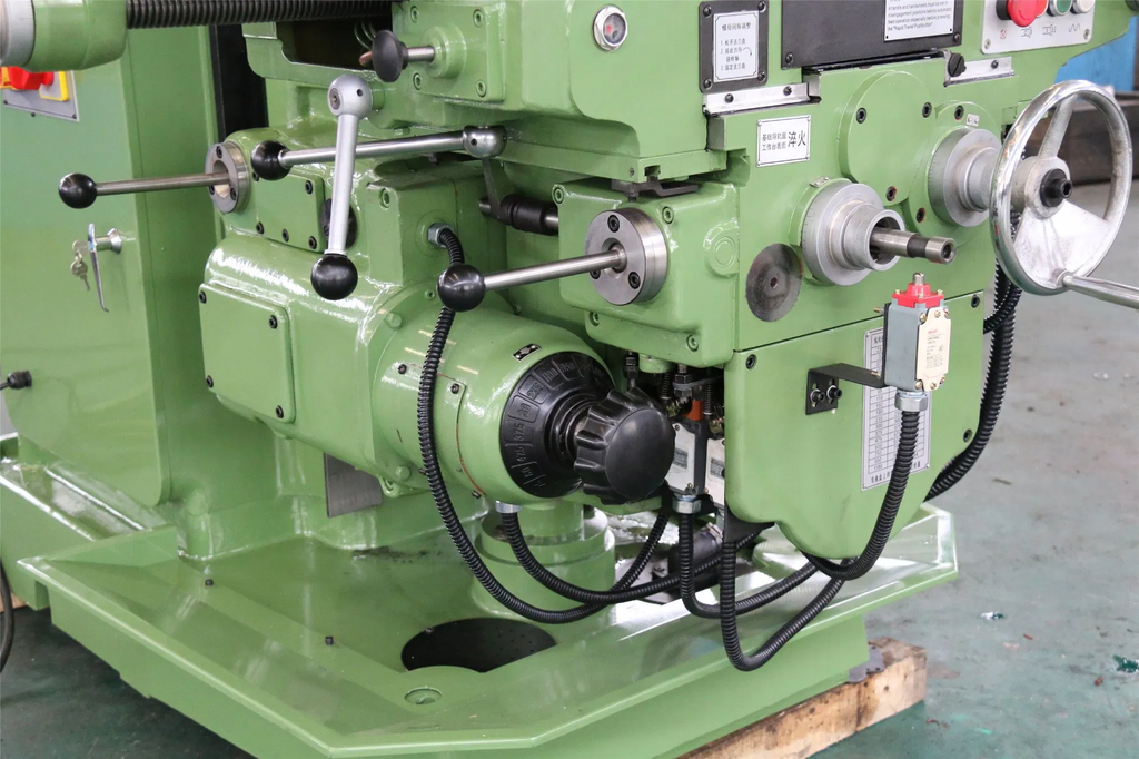 Вертикально-фрезерный станок Weida X5040 (УЦИ + пневмозажим, аналог 6Р13, 6Т13)