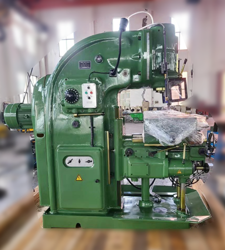 Вертикально-фрезерный станок Weida X5040 (УЦИ + пневмозажим, аналог 6Р13, 6Т13)