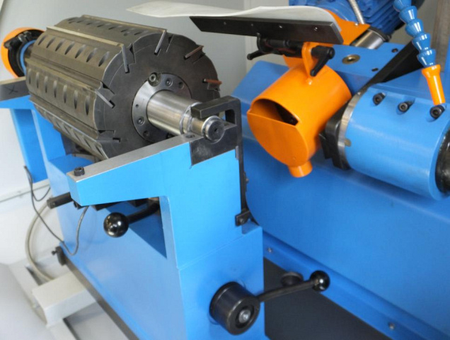 Станок для заточки тяжелых строгальных головок по задней грани LAKFAM ASP-631F G