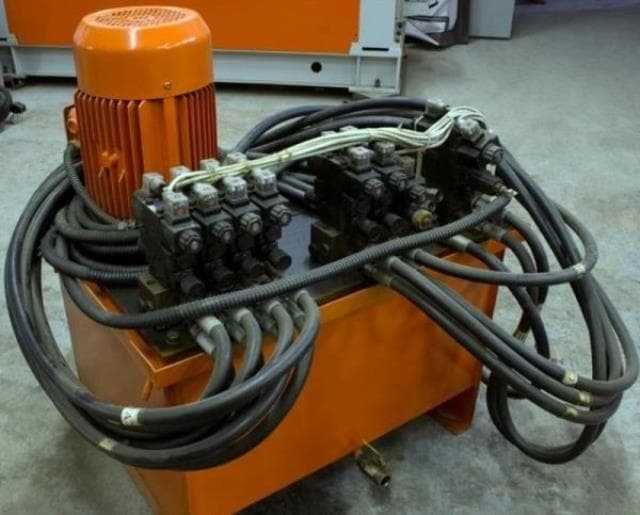 Гидравлический профилегиб Stalex THW24S-16