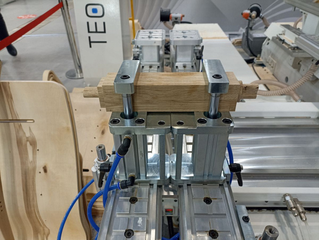 Пятиосевой обрабатывающий центр QUADRO TEOS TEOS