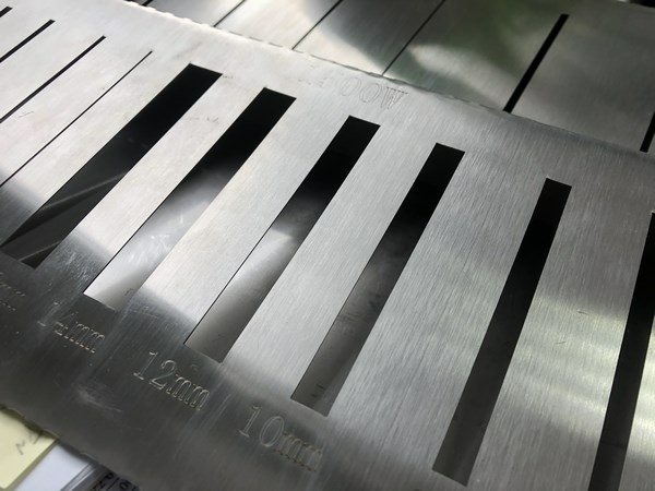 Оптоволоконный лазерный станок для резки металла MetalTec 1530 (1500W)