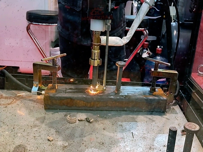 Аппарат для приварки крепежа KDA-2500i