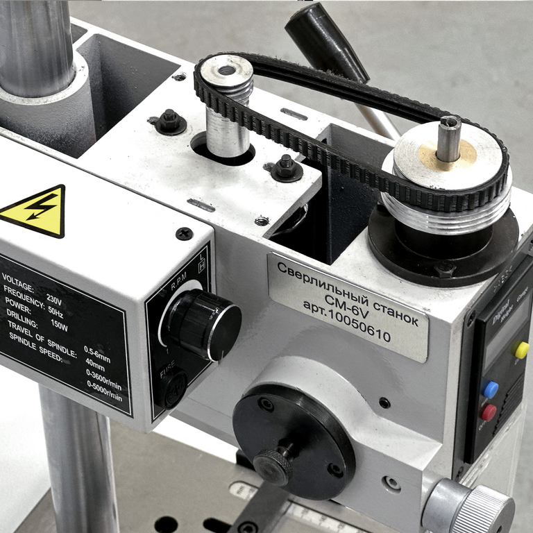 Настольный сверлильный станок AURA CM-6V (10050610)