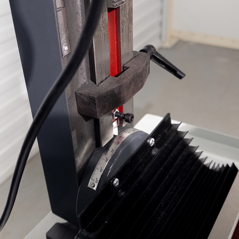 Фрезерно-сверлильный станок AURA FM-25VL (20025100)