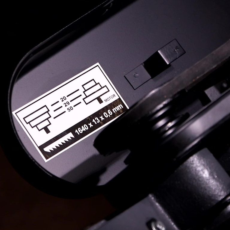 Ленточнопильный станок по металлу AURA LM-115U/220 (40115100)