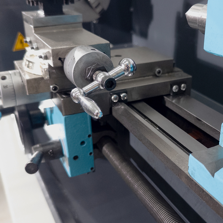 Настольный токарный станок AURA TM-300V (30030100)