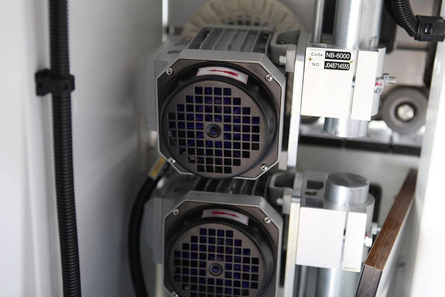 Автоматический кромкооблицовочный станок Nanxing NB536-PC