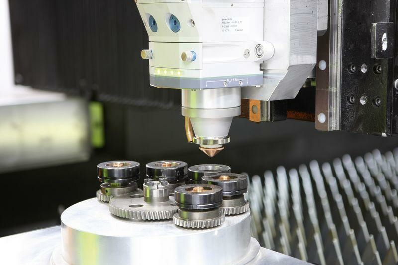 Оптоволоконный лазер Ermaksan Fibermak LM 2000.6x2