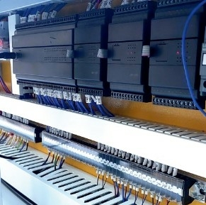 Автоматический кромкооблицовочный станок JIYU JY-568JKGC