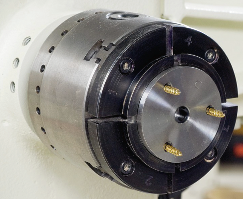 Винтовая вставка, подходящая к токарному патрону с кулачками типа С (AX701456)