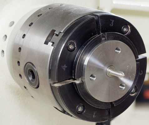 Винтовая вставка, подходящая к токарному патрону с кулачками типа С (AX701456)