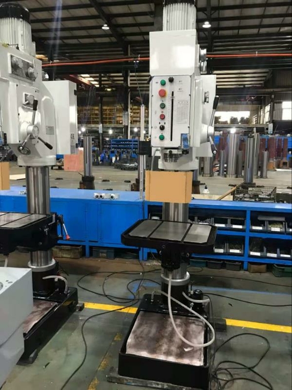 Сверлильный станок AURA B-1850G/400 (B-1850G/400)