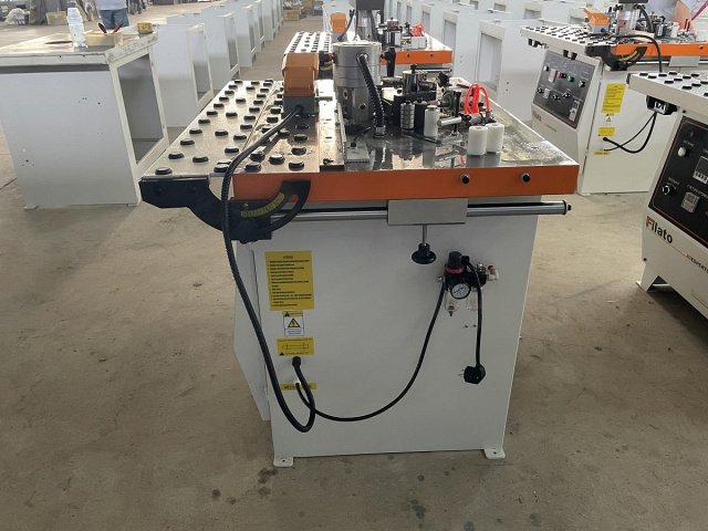 Кромкооблицовочный станок с ручной подачей Filato NOVA