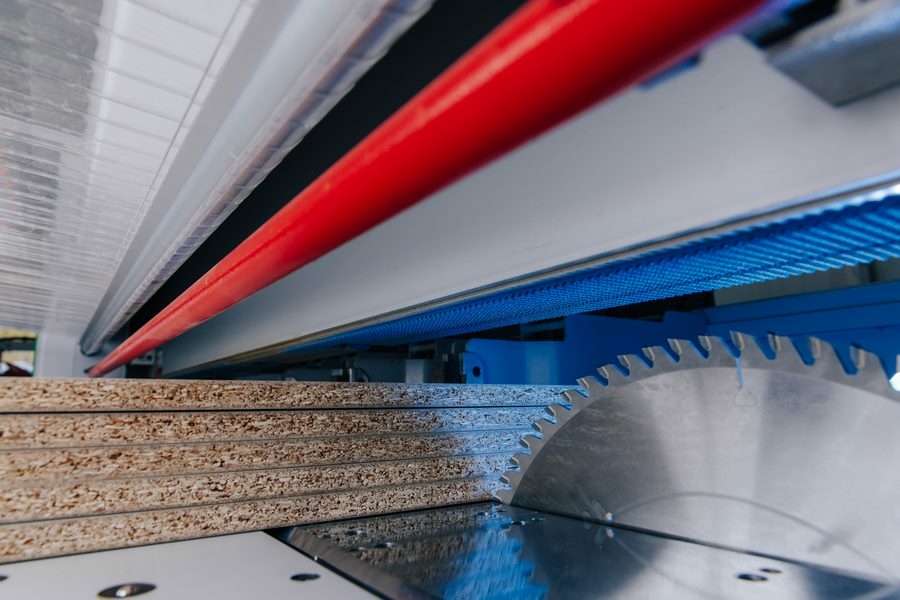 Форматно-раскроечный центр с чпу WoodTec WS-330C