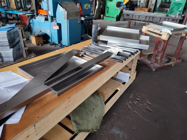 Гидравлический листогибочный пресс SMD PBA 170-3200