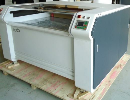 Лазерный станок для гравировки и резки Bodor BCL1309X (150W Reci W6, CW5200, Ruida) резка фанеры 15мм