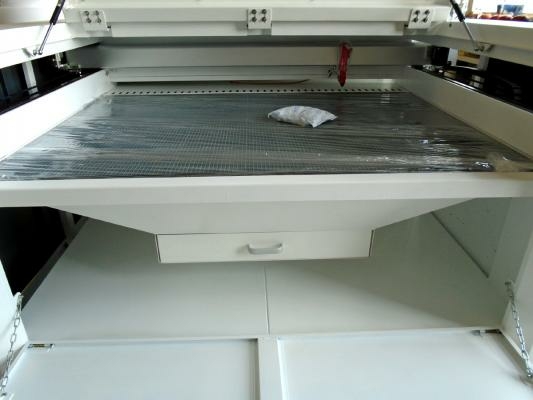 Лазерный станок для гравировки и резки Bodor BCL1309X (150W Reci W6, CW5200, Ruida) резка фанеры 15мм