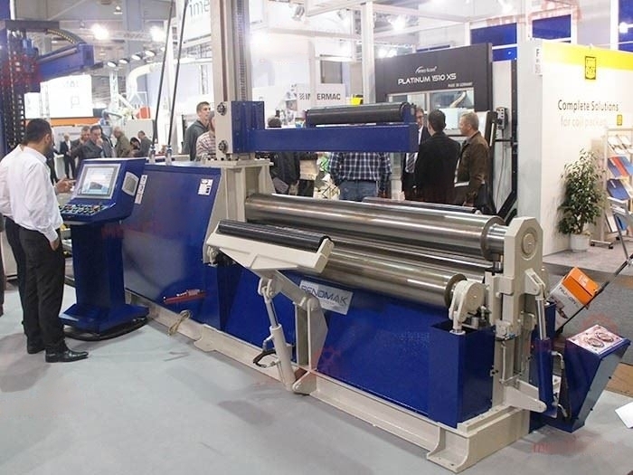 Мощные четырехвалковые вальцы с гидроприжимом валов Bendmak CY4R-HS 230-21/11