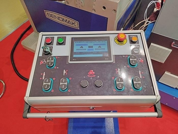 Профилегибочный гидравлический cтанок Bendmak PRO 120