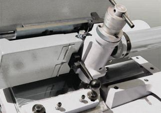 Бесцентрово-шлифовальные станки UNIVEQ UCG-4520