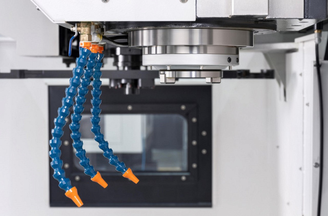 Фрезерный обрабатывающий центр SPECTR MC1260