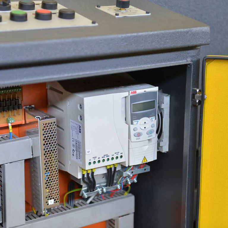 Ленточнопильный станок Beka-Mak BMSY 1110C