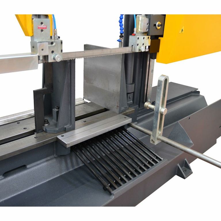 Ленточнопильный станок Beka-Mak BMSY 820C