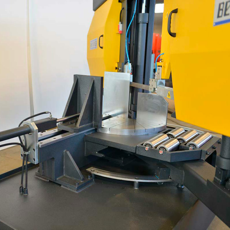 Ленточнопильный станок Beka-Mak BMSY 440CGH