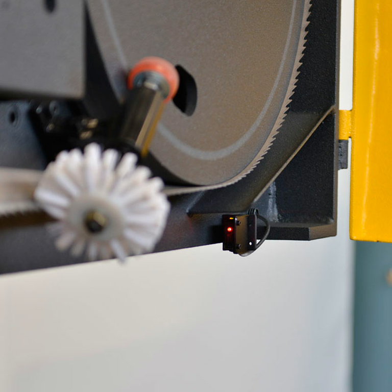 Ленточнопильный станок Beka-Mak BMSY 1110C