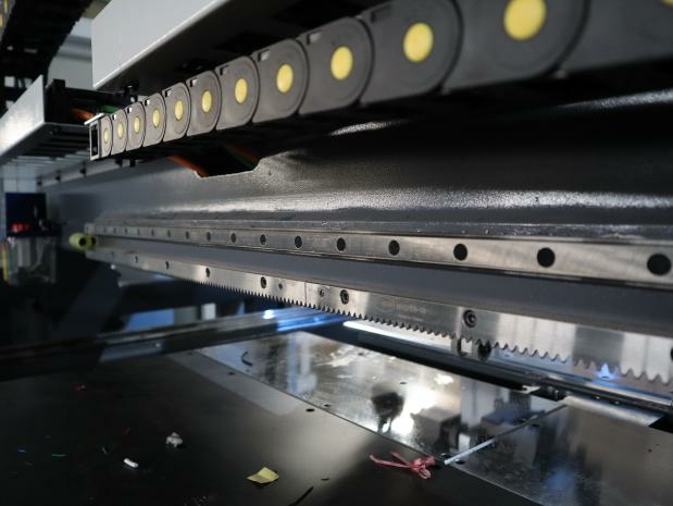 Сверлильно-присадочный станок с ЧПУ HOLD HB621GH6