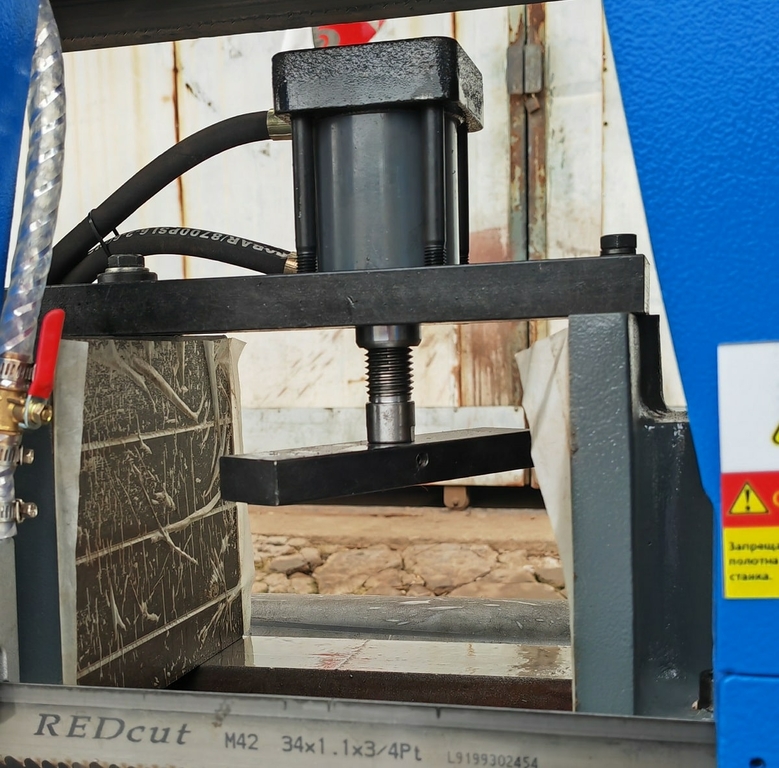 Ленточнопильный станок MetalTec BS 200 CH (угол 90°)