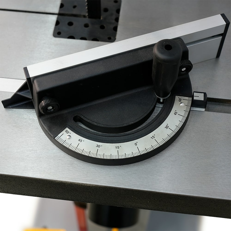 Ленточнопильный станок jib bs450b  высота распиловки  483 мм мощность двигателя 2,2 квт