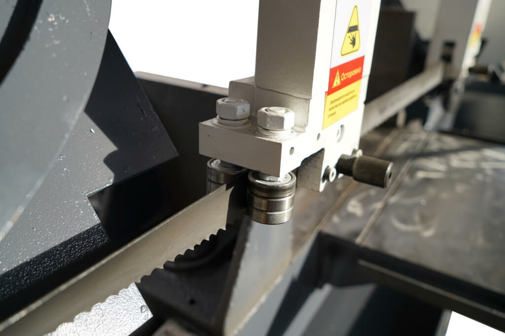 Ленточнопильный станок MetalMaster BSM-400 SAF